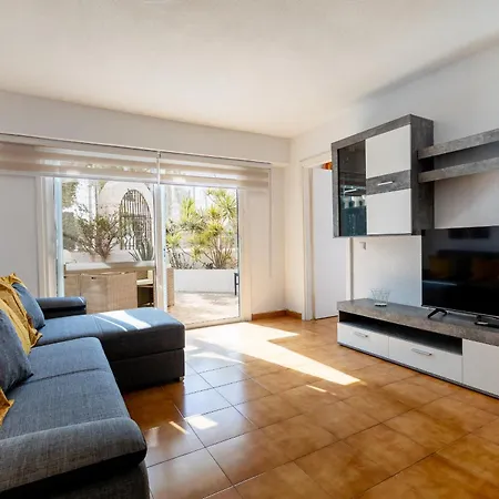 Апартаменты Royal Park Torviscas Beach *